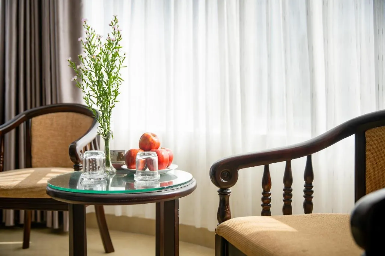 Thanh Lan Riverside Hotel Da Nang