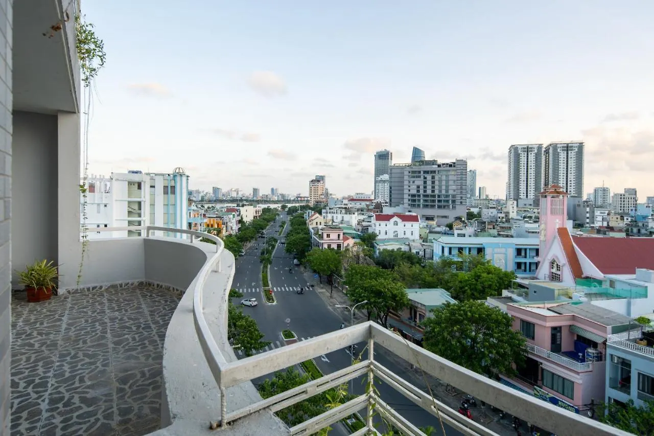 **  Thanh Lan Riverside Hotel Da Nang Vietnam